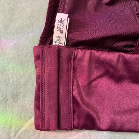 Victoria’s Secret Satin Triangle Longline Bralette - Picture 9 of 10